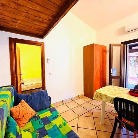 Διαμέρισμα Bilocale Lu Liciu In Centro San Teodoro (Sardinia)